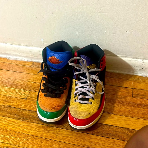 Multiple colored jordan’s Air Jordan 2 Retro - Picture 1 of 4